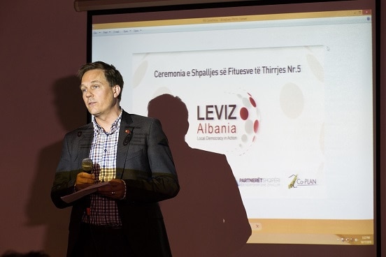Deputy Head of Mission at Swiss Embassy in Albania speaking to the LëvizAlbania grant winners