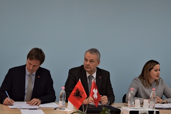 Swiss Ambassador in Albania Adrian Maître (centre) and Albania's Deputy Prime Minister Senida Mesi (right) at the 2nd Advisory Board meeting of RisiAlbania.