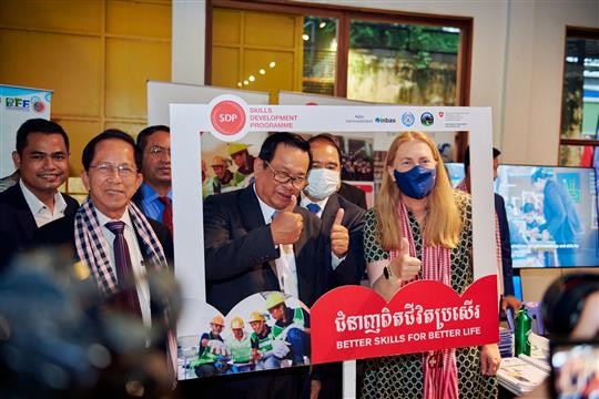 Switzerland’s Ambassador to Cambodia, H.E., Ms Helene Budliger Artieda and honorable guest during the launching event of the the Swiss Cooperation Programme in the Mekong Region 2022-25.