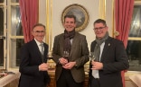 L’Ambassadeur Balzaretti accompagné de Pablo Basso, Meilleur Somelier du Monde 2013 et Nicolas Joss, Directeur de Swiss Wine Promotion.