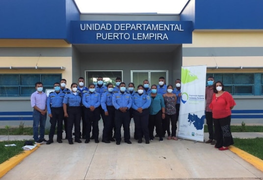 Policías de la UDEP 9 La Mosquitia 