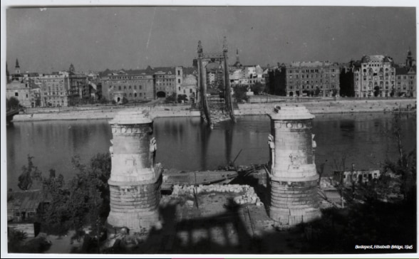 Elisabeth Bridge in 1946 © ICRC