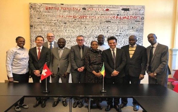 Photo de famille de la visite du SGG en Suisse