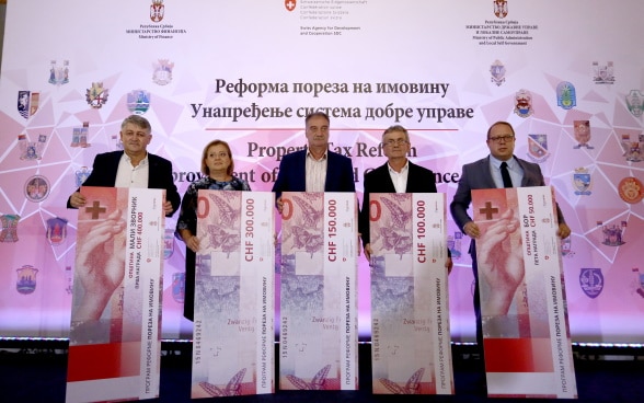 The winners of the competition in collecting property taxes