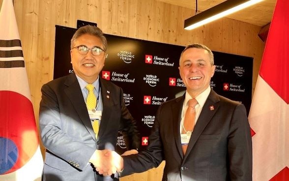 Foreign Minister of the Republic of Korea Park Jin & Federal Councilor Ignazio Cassis in Davos