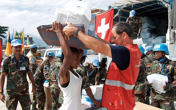 Aide humanitair suisse après un tremblement de terre à Haiti en 2010