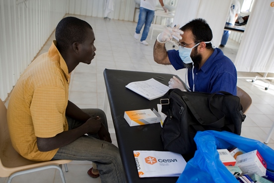 CESVI distributes medicine and hygiene kits in Benghazi, in eastern Libya.