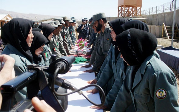 Des policières afghanes en formation