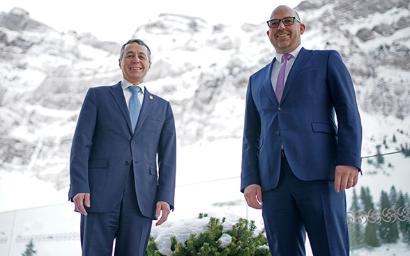 Bundespräsident Cassis mit Liechtensteins Regierungschef Risch auf dem Säntis.