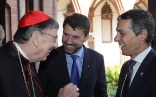 Bundesrat Cassis spricht mit Kardinal Koch und Gottfried Locher, Präsident des Schweizerischen Evangelischen Kirchenbunds.