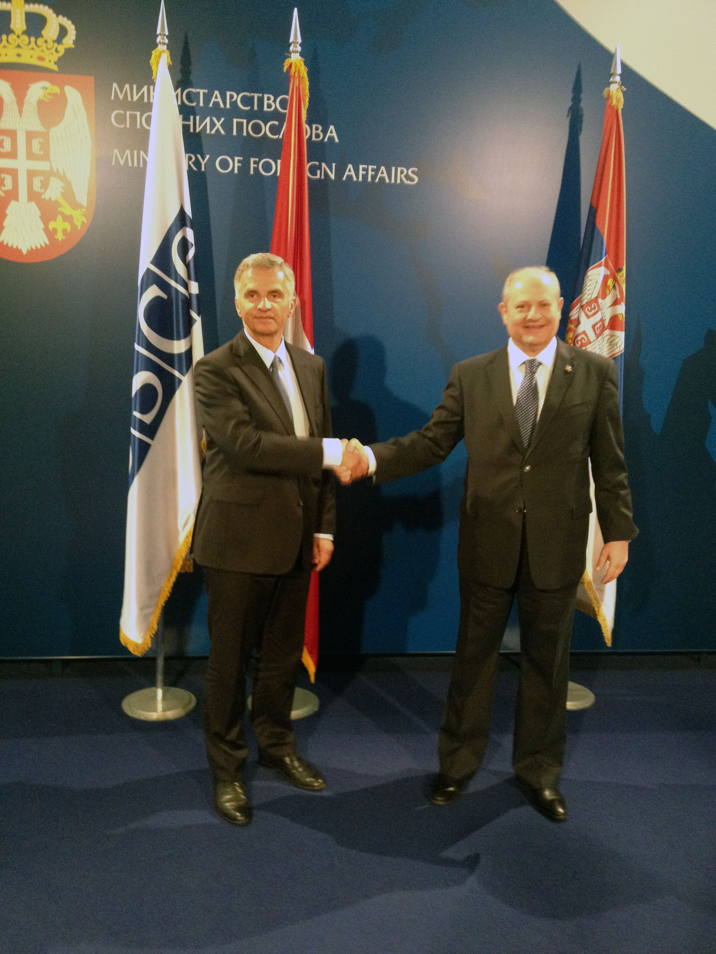 Didier Burkhalter incontra il ministro degli affari esteri serbo, Ivan Mirkić a Belgrado