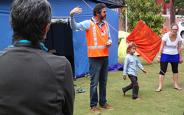 Jean-François Cuénod, Head of the SDC cooperation office in Nepal talking to Swiss nationals in Nepal.