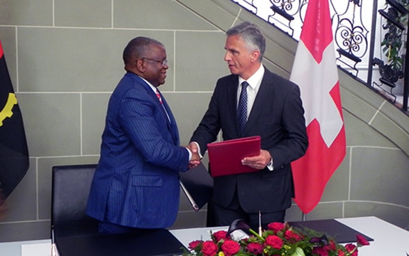 Didier Burkhalter and the minister of foreign affairs of Angola, Georges Rebelo Pinto Chikoti. © FDFA