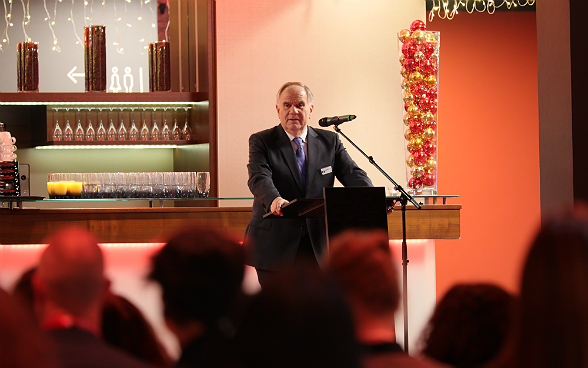 Herbert Winter, Präsident des Schweizerischen Israelitischen Gemeindebunds, bei seiner Ansprache.