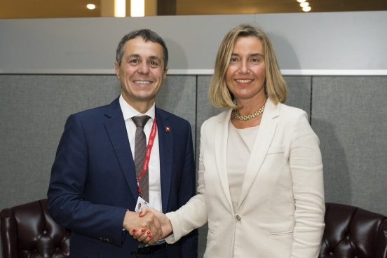 Il consigliere federale Ignazio Cassis incontra Federica Mogherini