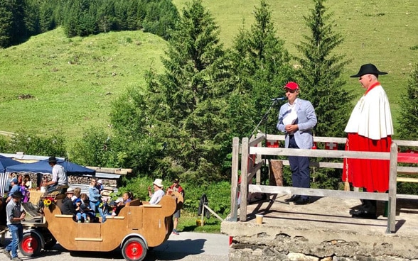 Ignazio Cassis spricht auf der Alp