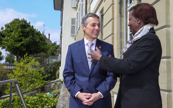 Federal Councillor Ignazio Cassis meets with La Francophonie Secretary-General Louise Mushikiwabo.