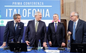 Ignazio Cassis partecipa alla prima Conferenza dell’Italofonia