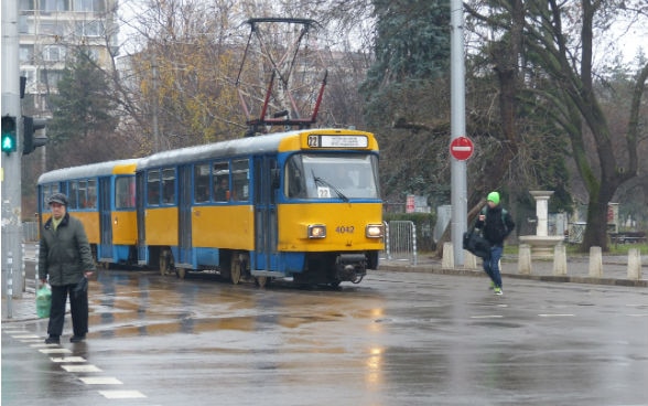 Un vecchio tram a Sofia, capitale della Bulgaria