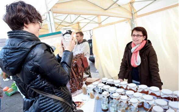 market stand